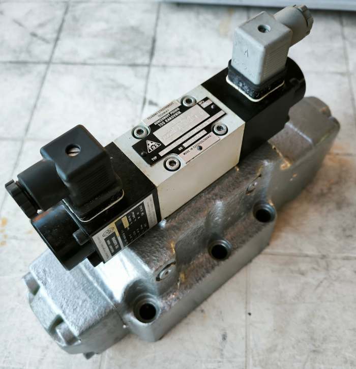 RSEH2-253C12/024SCX-1 ( RSE1-063Y11/024S-1 + 2x EPS045H/24 S-1 ) .. cena na dotaz / price on request