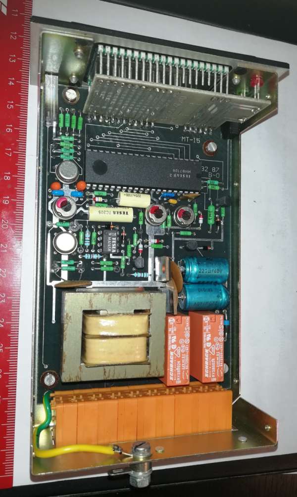 není skladem - regulátor RTL10, neznámý typ s MHB7106, na ND