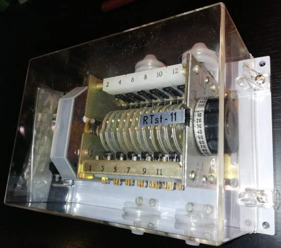 RTst-10 220V/50Hz 2min K12  - programované relé .. cena na dotaz / price on request