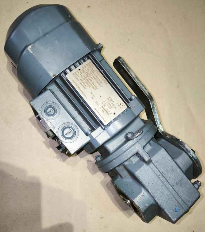 SA37DR63L4/BR/TH/IS - SEW Eurodrive Gear Motor - bez krytky svorkovnice dle foto .. použitý / used   .. cena na dotaz / price on request (001)