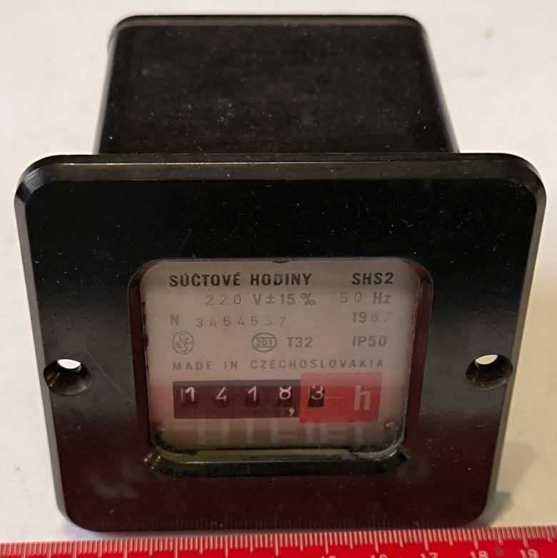 součtové hodiny SHS2, použité, stav 1418,3   .. cena na dotaz / price on request