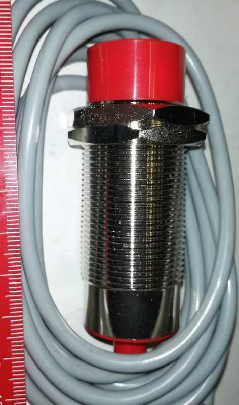 SI30-CE15 PNP NO+NC AECO INDUCTIVE SENSOR