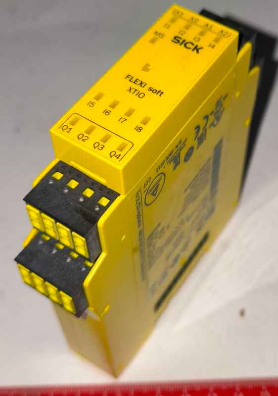 SICK 1044125 FX3-XTIO84002 Rozšiřovací modul Flexi Soft, 8 vstupů / 4 výstupy  .. cena na dotaz / price on request