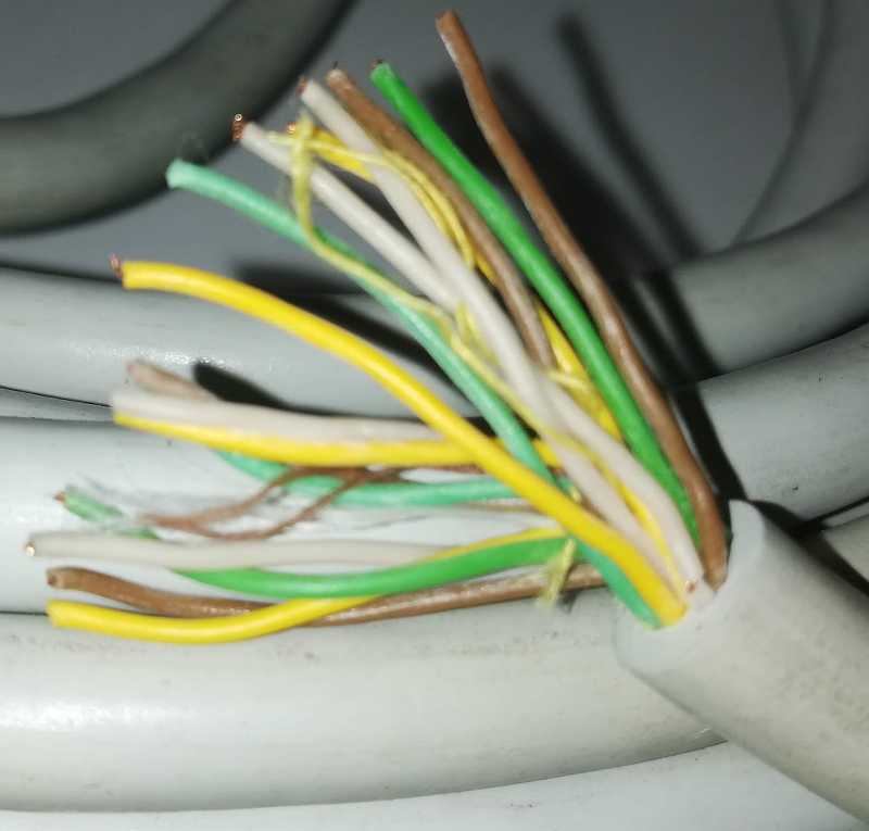 Kabel SPRM 16-22S  ... balení 23m v jednom kuse, 16žil