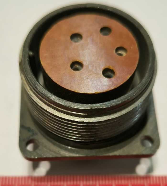 ŠR32P12EŠ1 ( ШР32П12ЭШ1) - konektor  samice .. cena na dotaz / price on request