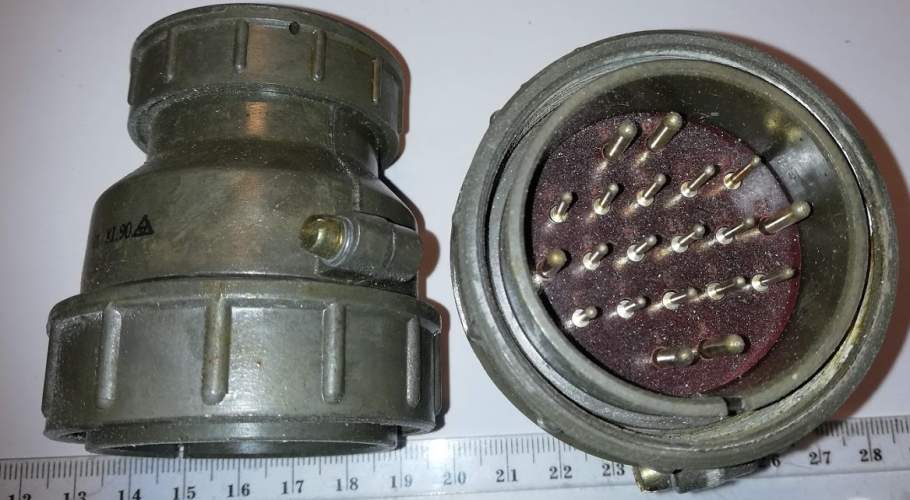 konektor SR48KPE20S1 (ŠR48KPE20Š1)   .. cena na dotaz / price on request