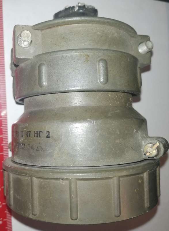 ŠR80P47NG2 ( ШР80П47НГ2 ) - konektor .. použitý / used .. cena na dotaz / price on request