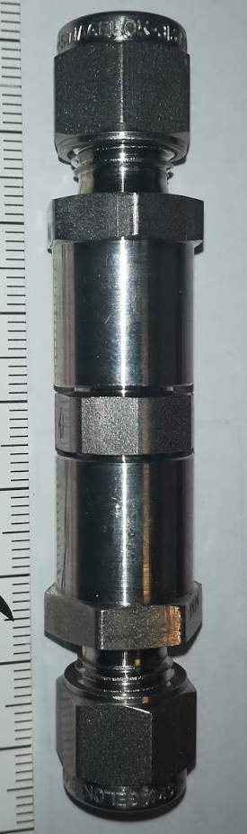 SS-6CA-MM-150 - SWAGELOK - Stainless Steel Poppet Check Valve, Adjustable Pressure, 6 mm Swagelok Tube Fitting, 150 to 350 psig (10.4 to 24.2 bar)  .. cena na dotaz / price on request