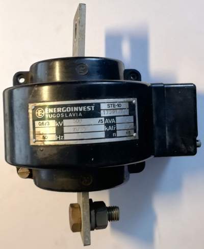 proudové trafo STE-10 300/5A ENERGOINVEST z demontáže   .... cena na dotaz / price on request