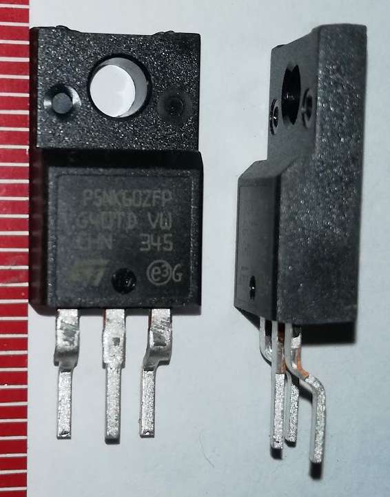 STP5NK60 - TO220 N-MOSFET  ..  balení 10ks