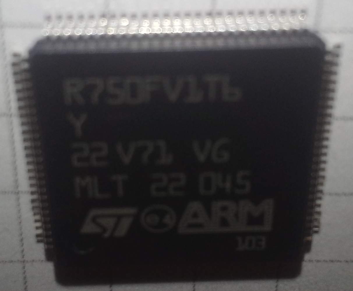 STR750FV1T6 - ARM7TDMI-S, 32-bit MCU with Flash, SMI, 3 std 16-bit timers PWM timer, fast 10-bit ADC, I2C, UART, SSP, USB and CAN .. cena na dotaz / price on request