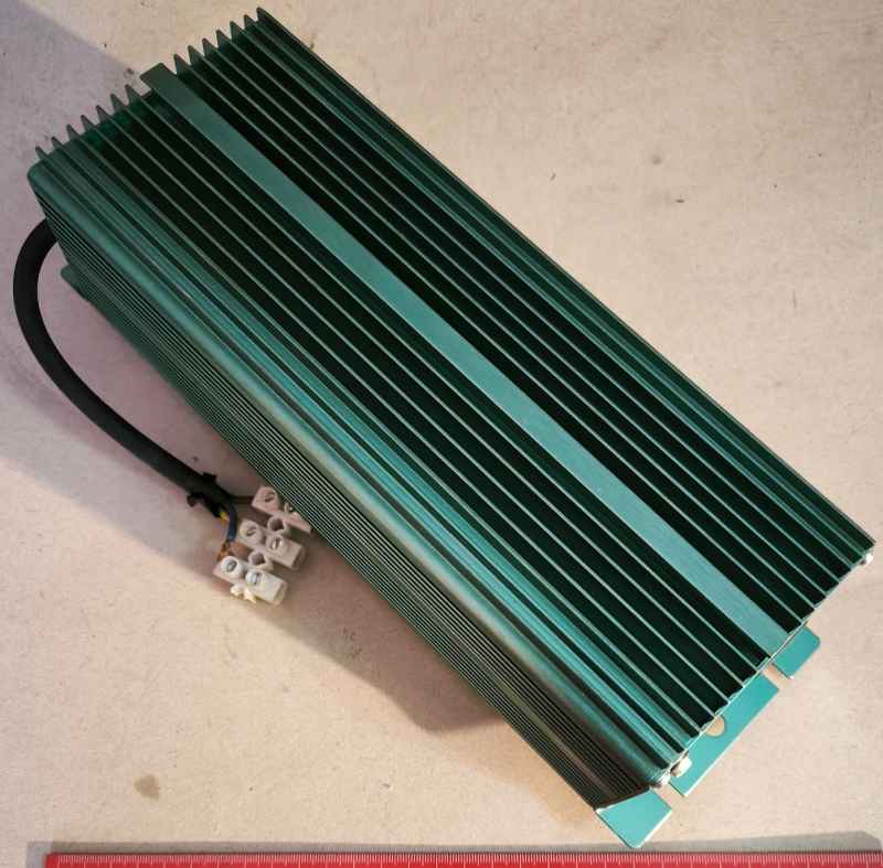 Electronic ballast , model 60-24, 600W, 240V, 50/60Hz, Imax = 3A,  SW20140827