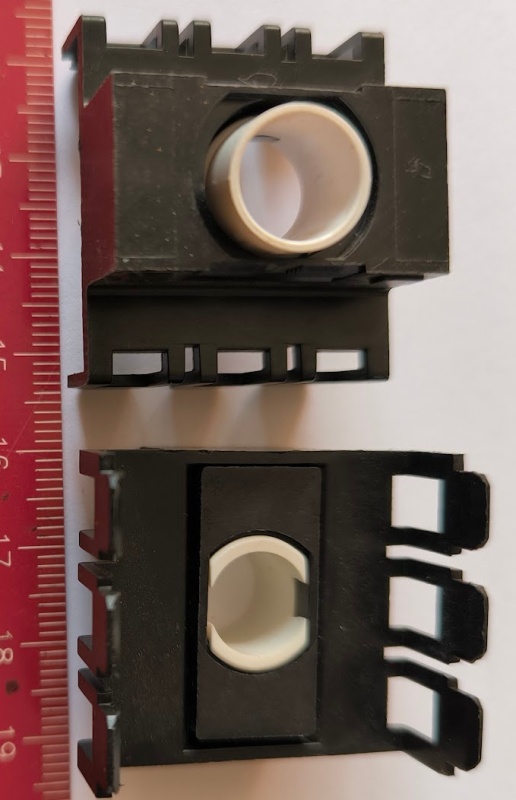 ADAPTER T6/T10 C22 černý