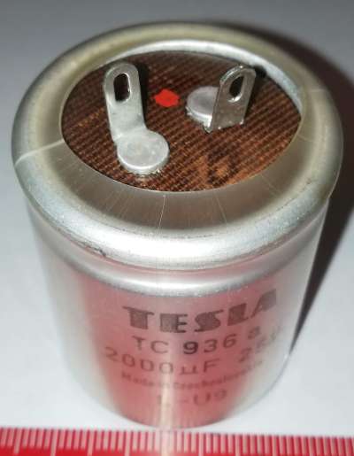 TC936a - 2000uF/25V