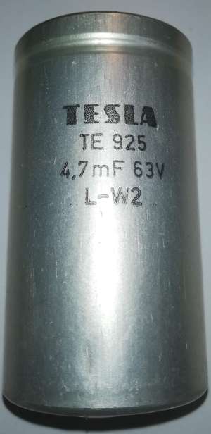 TE925 4,7mF 63V