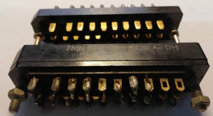 konektory pár FMN TGL1039 Pd30AuRH , 3x10pin, pájený, samec + samice .. cena na dotaz / price on request