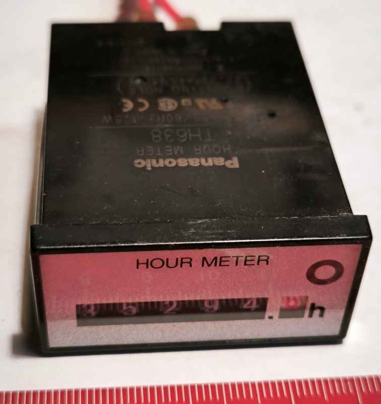 TH638 - hour meter, 220V 50Hz  .. použitý / used   .. cena na dotaz / price on request