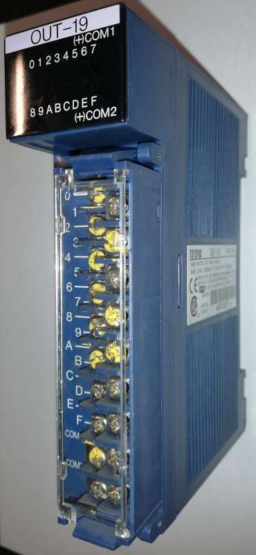 Toyopuc OUT-19 16 points output card .. použitý / used .. cena na dotaz / price on request