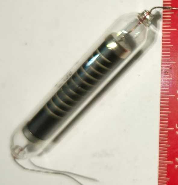 TR130 - 100M - odpor ve skle