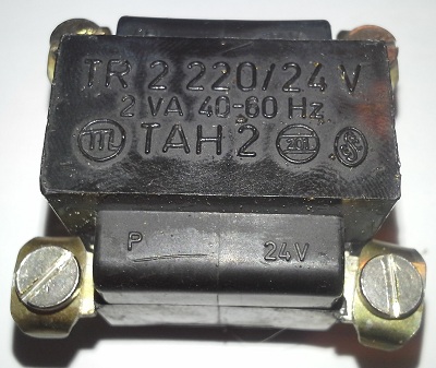 TR2-2VA, černé .. trafo 220V/24V 2VA TAH2, dle foto (006)