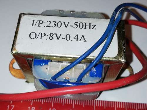 není skladem - trafo230V 50Hz / 8V 0,4A,  z ukončené výroby