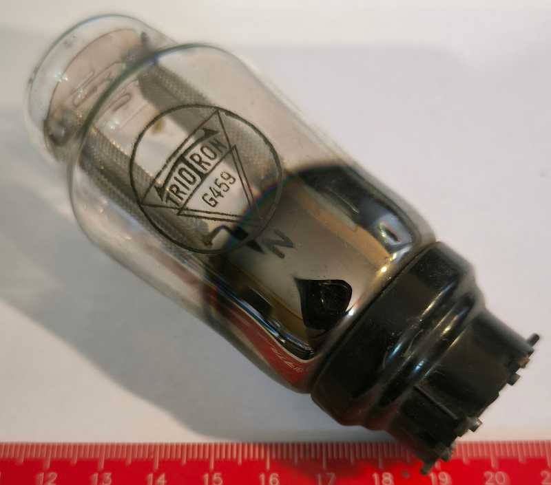 elektronka G459 TRIOTRON .. použitý / used  .. cena na dotaz / price on request