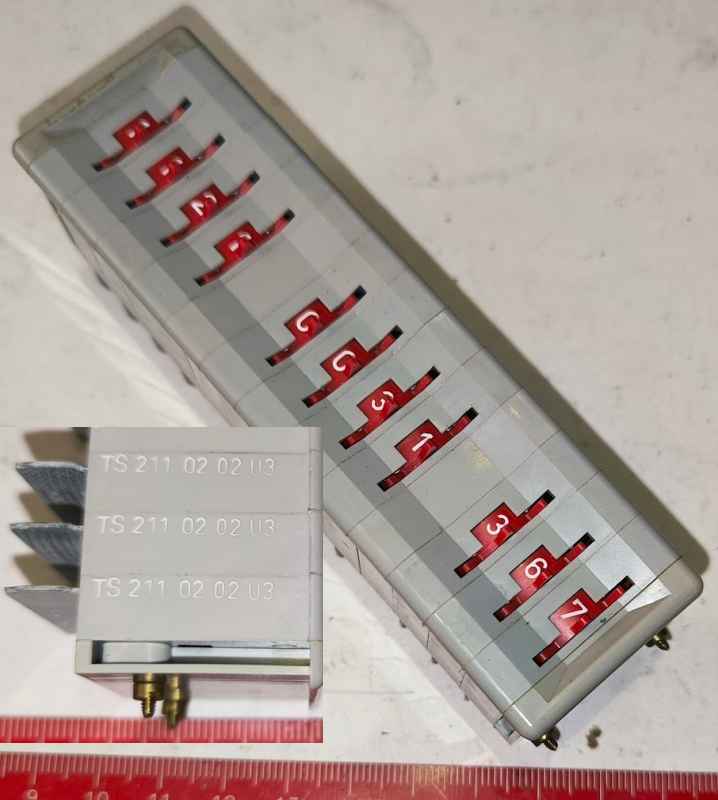 sada 11x TS2110202 - palcový přepínač dle foto, nové, nepájené .. cena na dotaz / price on request