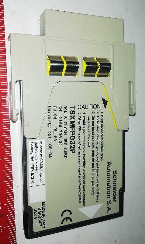 TSXMFP032P - 32k 16 Flash MEM card ...  .. použitý / used .. cena na dotaz / price on request