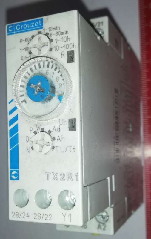 DIN Rail Mount 22.5 mm TX2R1 Part number 88865385 ..  použitý/used ..   cena na dotaz / price on request