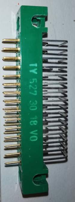 TY5273018 -  konektor 30pin samec