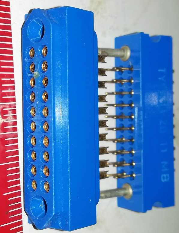 TY5302011 + TX5302013 - pár, zlacené, nepoužité .. cena na dotaz / price on request