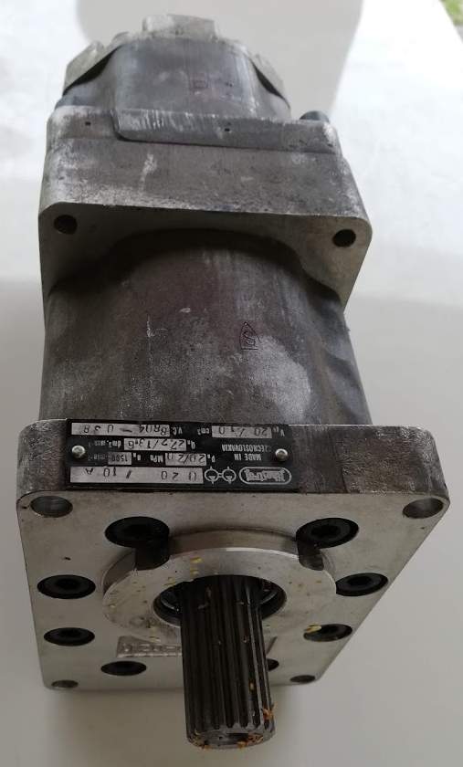 U20/10A dvojitý .. cena na dotaz / price on request