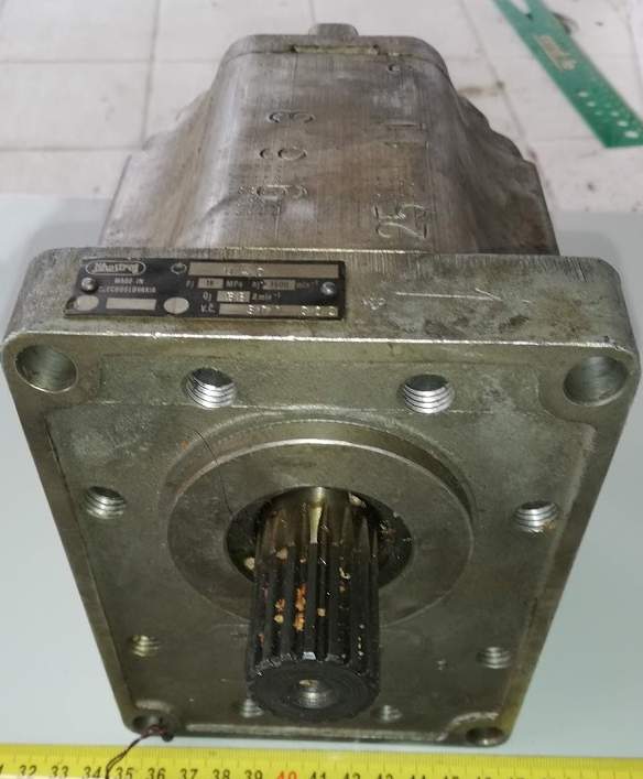 čerpadlo U40 16MPa .. cena na dotaz / price on request