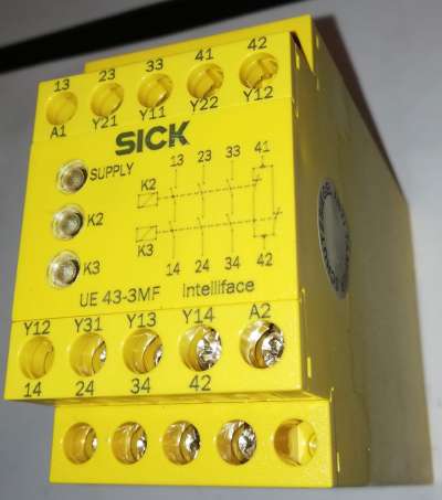 UE43-3MF2D3 -  SICK Safety rele, 24Vdc .. cena na dotaz / price on request
