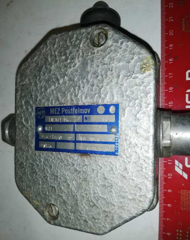 UMEt15 - koncový spínač, MEZ Postřelmov