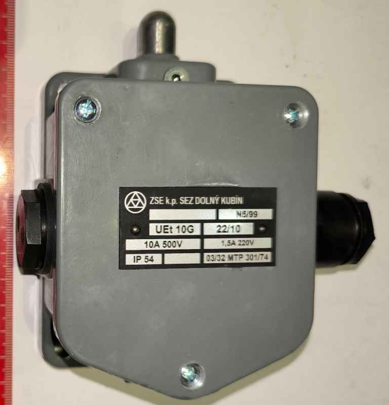 UEt 10G 22/10 -  koncový spínač ZSE k.p. IP54 10A 500V .. cena na dotaz / price on request