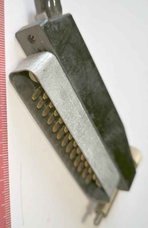 konektor URS 26pin samec v krytce dle foto, použité   .. cena na dotaz / price on request (001)