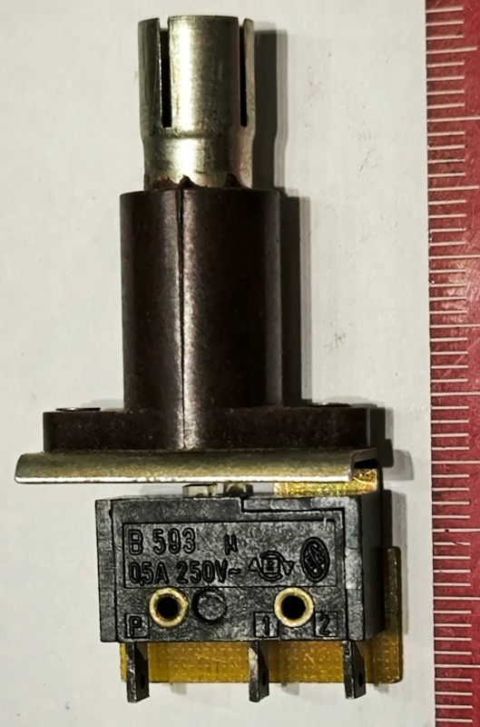 přepínač VL21 - 2A 250V ( obsahuje mikrospínač  )  .. cena na dotaz / price on request