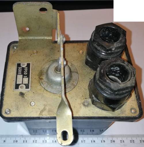 VP5D50 -  spínač, starší  .. cena na dotaz / price on request