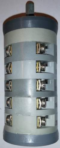 přepínač VS16-1110-A8 OBZOR