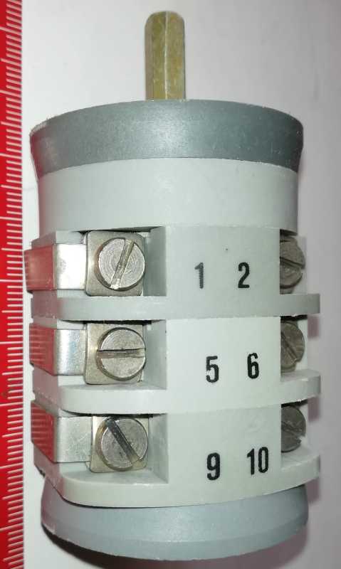 VS16-5203-A8 - přepínač, OBZOR, nový