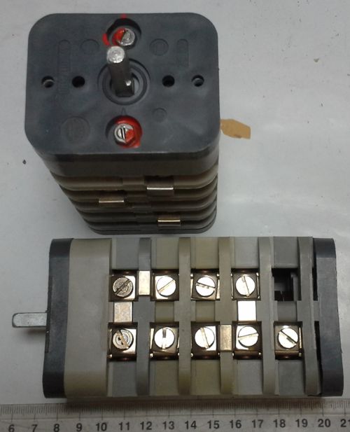 VS32  09004004A8 - přepínač OBZOR