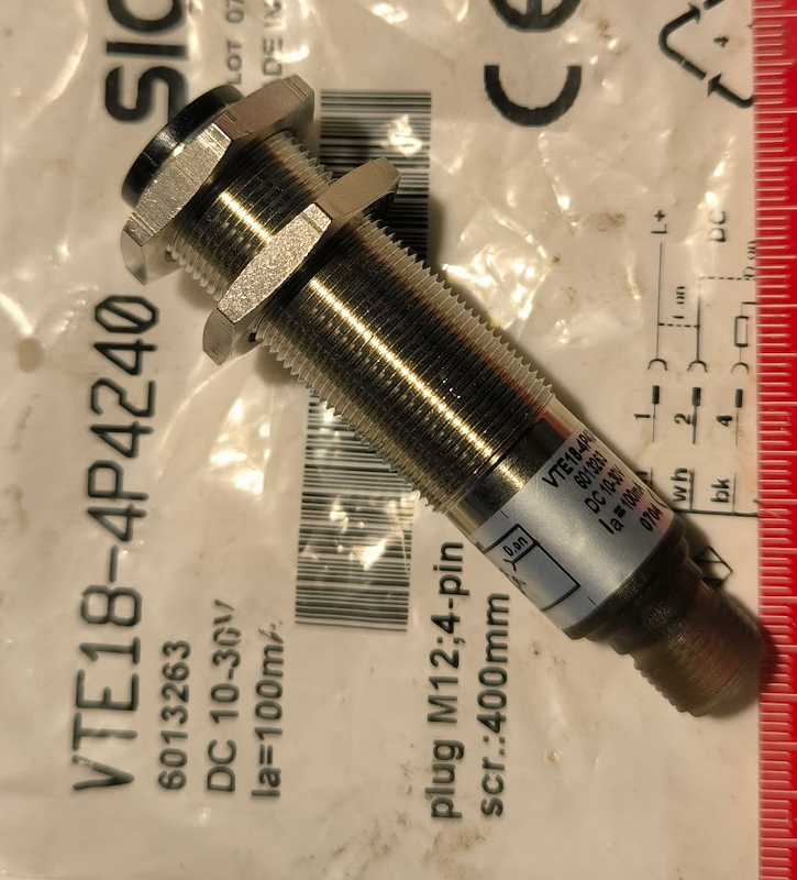 foto sensor SICK VTE18-4P4240 .. cena na dotaz / price on request