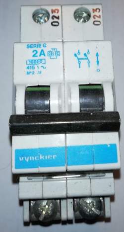 jistič VYNCKIER serie C  2A