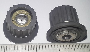 WF24321...  přístrojový knoflik  - 6 mm hřídel s šipkou