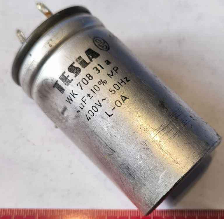 WK70831a 4uF 400V 50Hz - TESLA - pájené, z demontáže, klepnuté