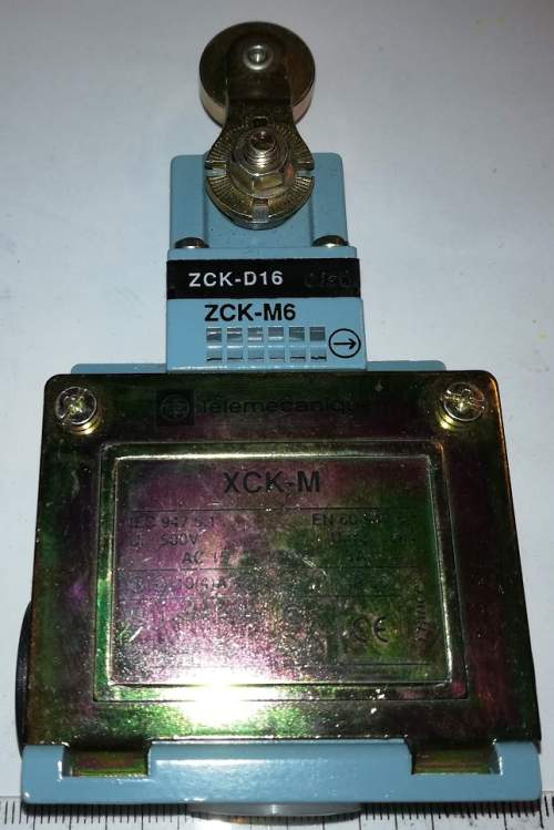 XCK M - limit switch (ZCK-M6 + ZCK-D16)  .. cena na dotaz / price on request