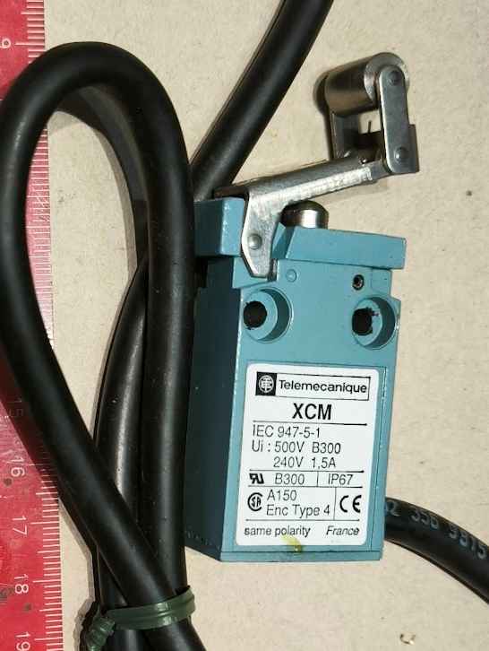 XCM Z24 Telemecanique  Limit switch .. cena na dotaz / price on request
