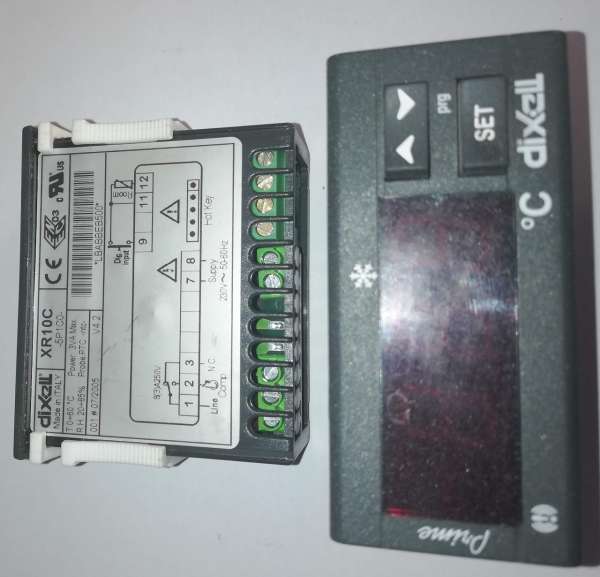 Termostat chlazení Dixell XR110C 5P0C1 s napájením 230V