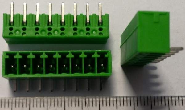 konektor XY2500R-G-8P  .. balení 50ks za 60Kč